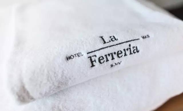 西班牙Mas La Ferreria 酒店的品牌视觉设计